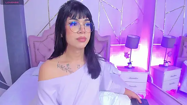 RoseCassie online show from 01-30-25, 07:15