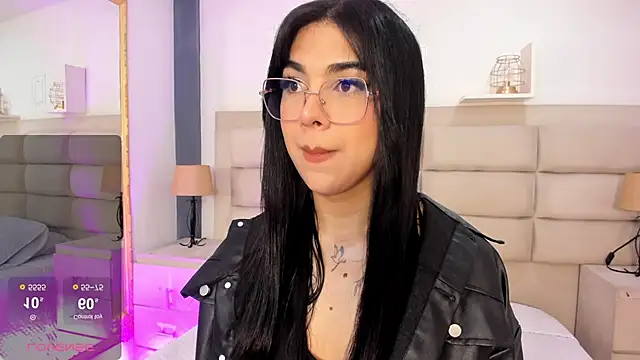 RoseCassie online show from 10-23-25, 12:59