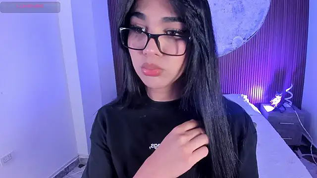 RoseCassie online show from 01-07-26, 01:46