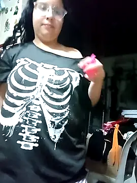 valentina568 online show from 09-15-25, 03:50