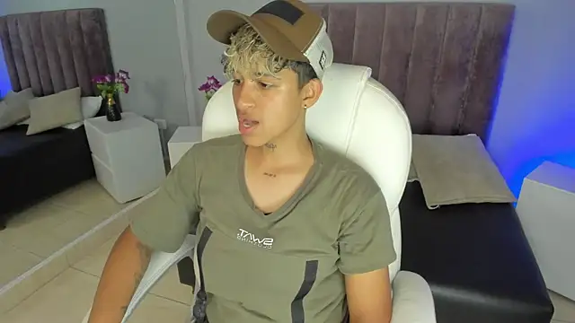 Dominick jones online show from 01-28-25, 09:08