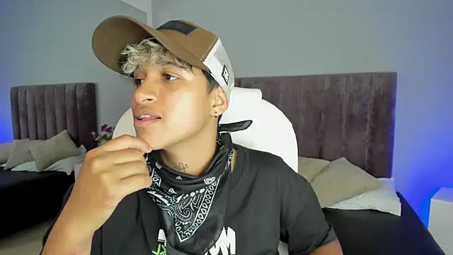 Dominick jones online show from 01-30-25, 02:27