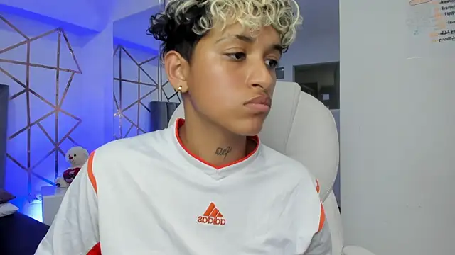 Dominick jones online show from 02-04-25, 01:56