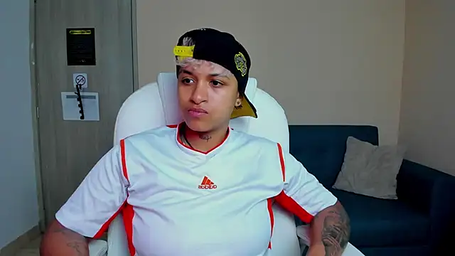 Dominick jones online show from 09-10-25, 04:34