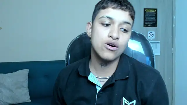 Dominick jones online show from 11-14-25, 04:44