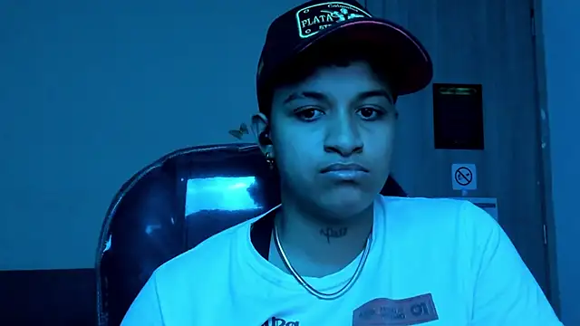 Dominick jones online show from 11-20-25, 02:56