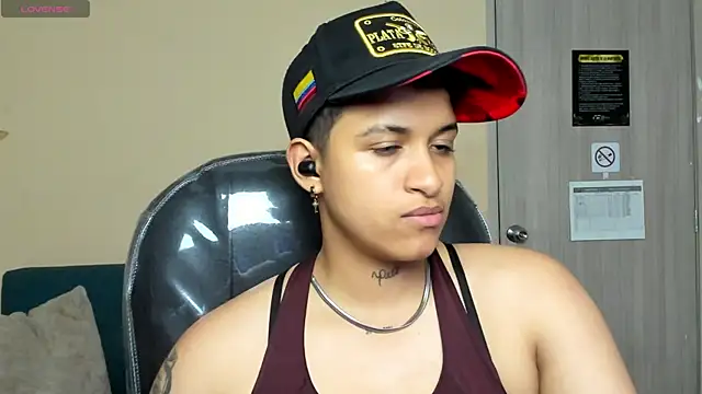 Dominick jones online show from 11-21-25, 02:43