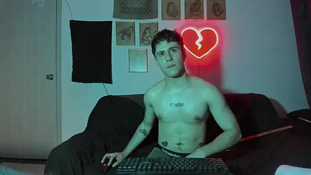 Antonello Vannucci online show from 01-01-25, 11:51