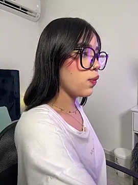 Lily Woodz online show from 02-09-26, 07:07