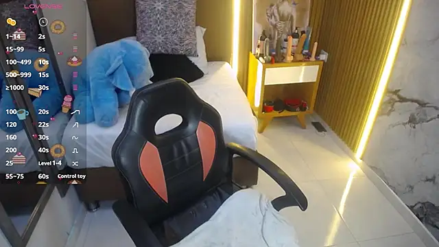 Snapshot of ARYAMORGAN1 chatting on 11-01-25, 03:08 ARYAMORGAN1 online show from 11-01-25, 03:08