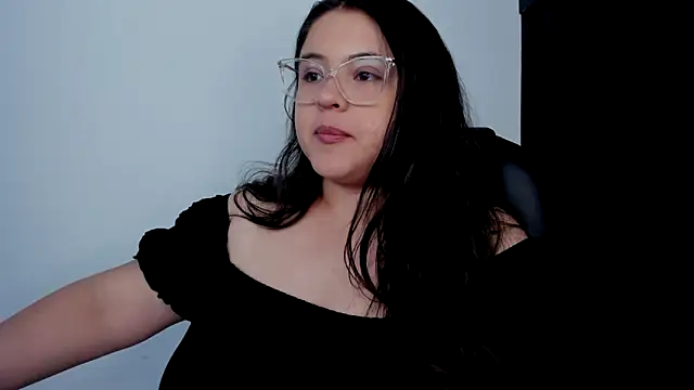 lizzie c online show from 10-10-25, 07:57