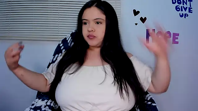 lizzie c online show from 11-10-25, 11:15