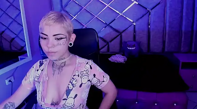 Snapshot of xbabymoonx chatting on 01-31-25, 07:51 xbabymoonx online show from 01-31-25, 07:51