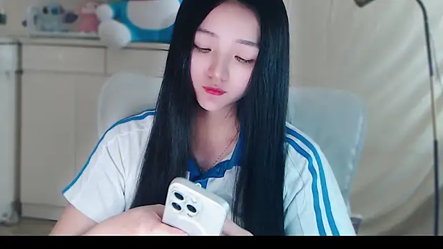 Snapshot of xiao-xiao-D chatting on 01-15-25, 08:41 xiao-xiao-D online show from 01-15-25, 08:41