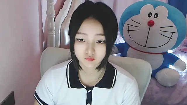 Snapshot of xiao-xiao-D chatting on 02-21-25, 04:40 xiao-xiao-D online show from 02-21-25, 04:40