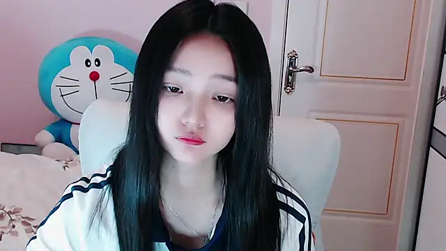 Snapshot of xiao-xiao-D chatting on 03-03-25, 11:55 xiao-xiao-D online show from 03-03-25, 11:55