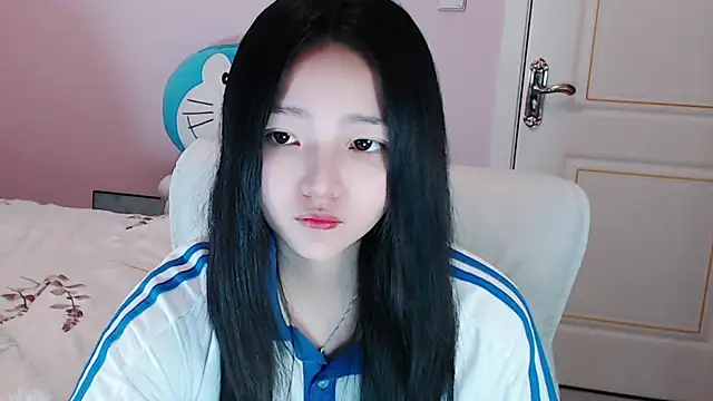 Snapshot of xiao-xiao-D chatting on 03-06-25, 12:30 xiao-xiao-D online show from 03-06-25, 12:30