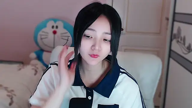 Snapshot of xiao-xiao-D chatting on 03-10-25, 12:37 xiao-xiao-D online show from 03-10-25, 12:37