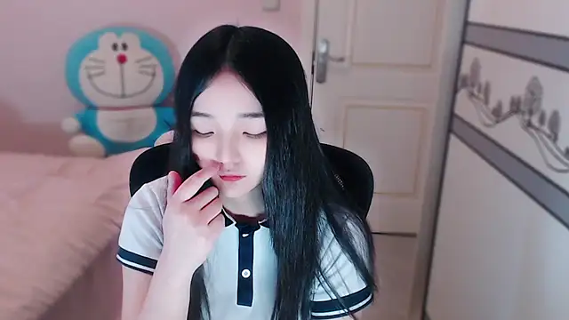 Snapshot of xiao-xiao-D chatting on 10-22-25, 08:47 xiao-xiao-D online show from 10-22-25, 08:47