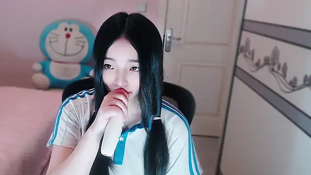 Snapshot of xiao-xiao-D chatting on 10-31-25, 01:34 xiao-xiao-D online show from 10-31-25, 01:34