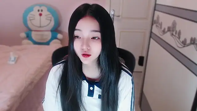 Snapshot of xiao-xiao-D chatting on 11-23-25, 03:39 xiao-xiao-D online show from 11-23-25, 03:39