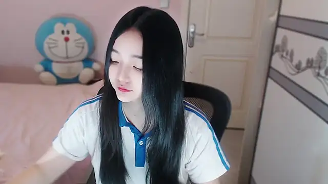 Snapshot of xiao-xiao-D chatting on 11-24-25, 08:47 xiao-xiao-D online show from 11-24-25, 08:47