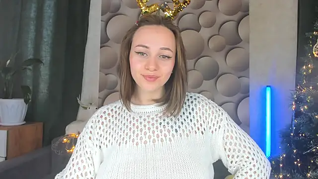 Cute smile sharon online show from 12-23-24, 05:17