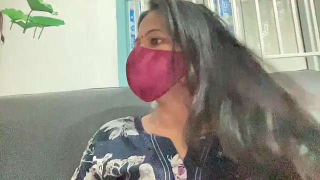 Tamil Sanjana  online show from 02-01-26, 01:37