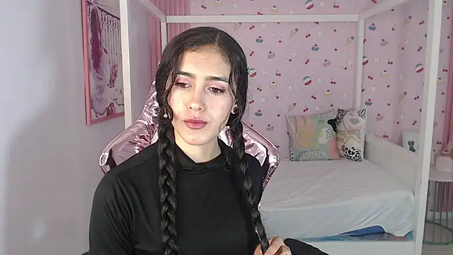 honey torres sub online show from 12-29-24, 01:17