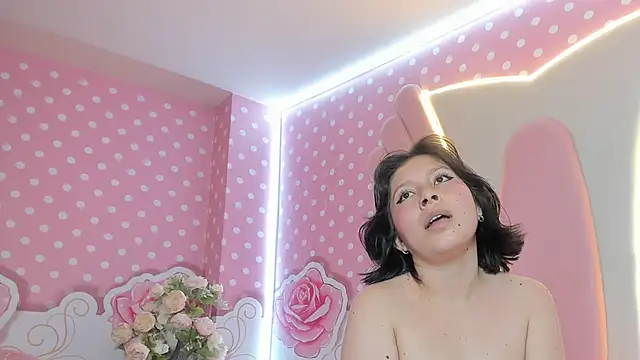 Lily Martinez online show from 02-25-25, 12:25