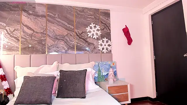 Sienna Blake  online show from 12-03-25, 07:34