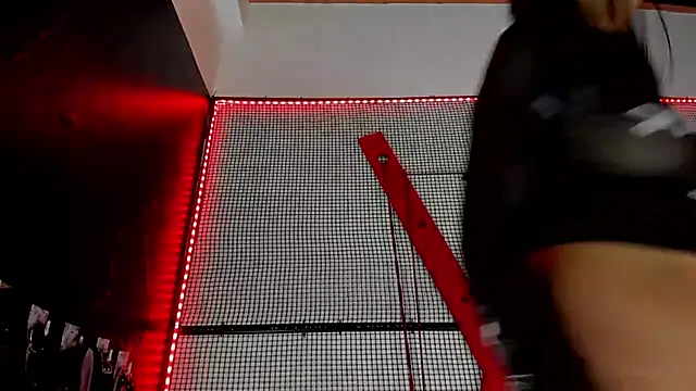 katizaldana online show from 10-18-25, 03:42