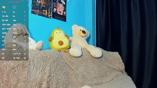 Snapshot of _Mindy_ chatting on 12-31-24, 07:31 Mindy online show from 12-31-24, 07:31