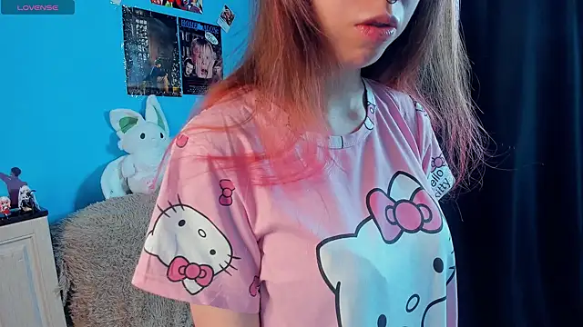 Snapshot of _Mindy_ chatting on 03-16-25, 01:49 Mindy online show from 03-16-25, 01:49