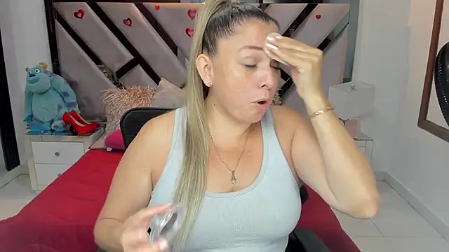 natalia5560 online show from 10-14-25, 01:12