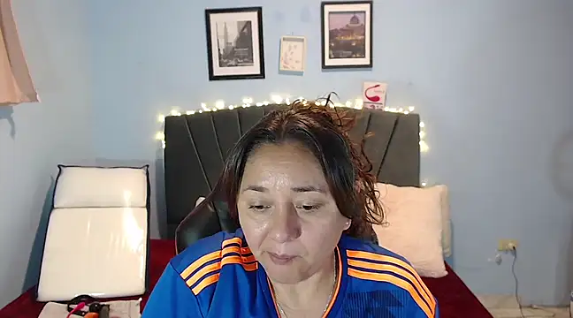 Snapshot of AngelRouss chatting on 02-12-25, 02:10 AngelRouss online show from 02-12-25, 02:10