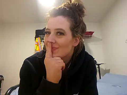 Snapshot of stunnaagirll chatting on 10-11-25, 07:01 stunnaagirll online show from 10-11-25, 07:01