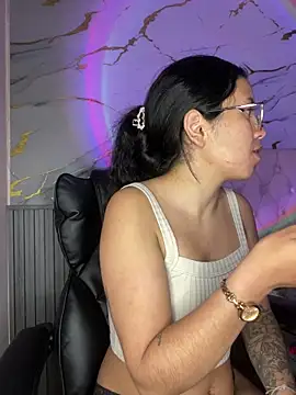 Rosita forever  online show from 10-08-25, 02:53