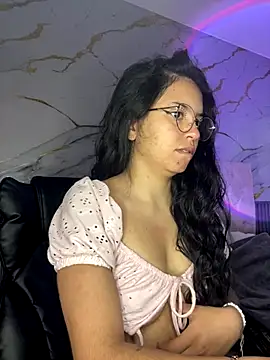 Rosita forever  online show from 10-14-25, 02:40