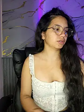 Rosita forever  online show from 10-20-25, 08:09