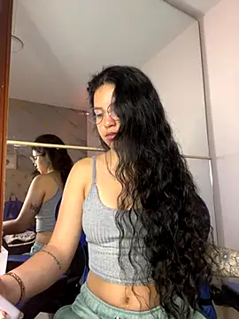 Snapshot of Rosita_forever_ chatting on 11-22-25, 03:22 Rosita forever online show from 11-22-25, 03:22