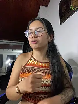 Snapshot of Rosita_forever_ chatting on 01-11-26, 03:22 Rosita forever online show from 01-11-26, 03:22