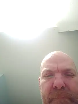 hoodratoui online show from 11-29-25, 09:56