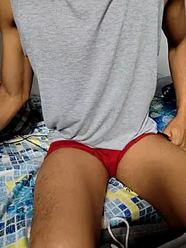 Snapshot of gatoalex89 chatting on 10-08-25, 02:47 gatoalex89 online show from 10-08-25, 02:47