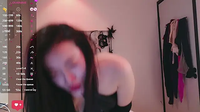 Snapshot of Sweet-521 chatting on 11-04-25, 02:43 Sweet-521 online show from 11-04-25, 02:43