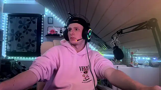 Germanyone online show from 04-06-26, 01:25