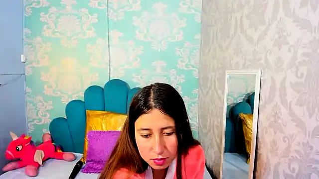 Snapshot of Valeria_grey69 chatting on 01-14-25, 02:11 Valeria grey69 online show from 01-14-25, 02:11