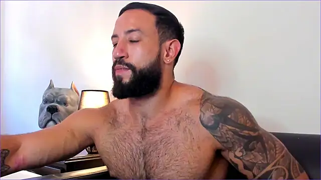 BradLeon  online show from 10-07-25, 07:22