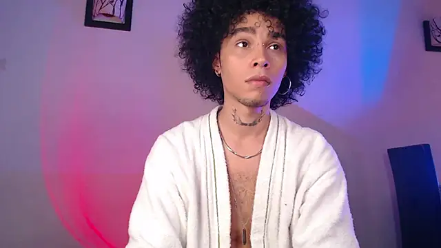 Snapshot of seven7xis chatting on 01-27-25, 09:11 seven7xis online show from 01-27-25, 09:11