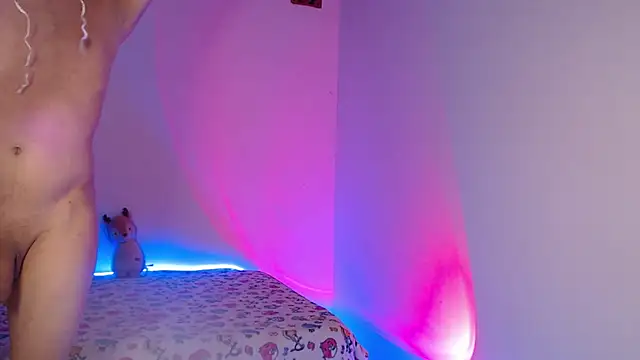 Snapshot of seven7xis chatting on 02-26-25, 05:09 seven7xis online show from 02-26-25, 05:09